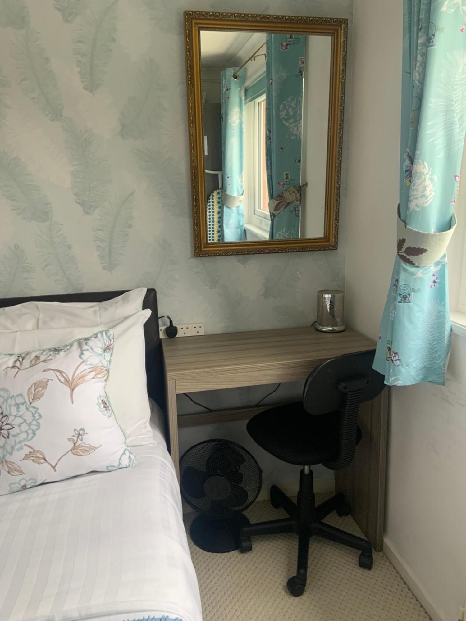 Enjoy Your Stay At Chorley Road ดรอยท์วิช ห้อง รูปภาพ